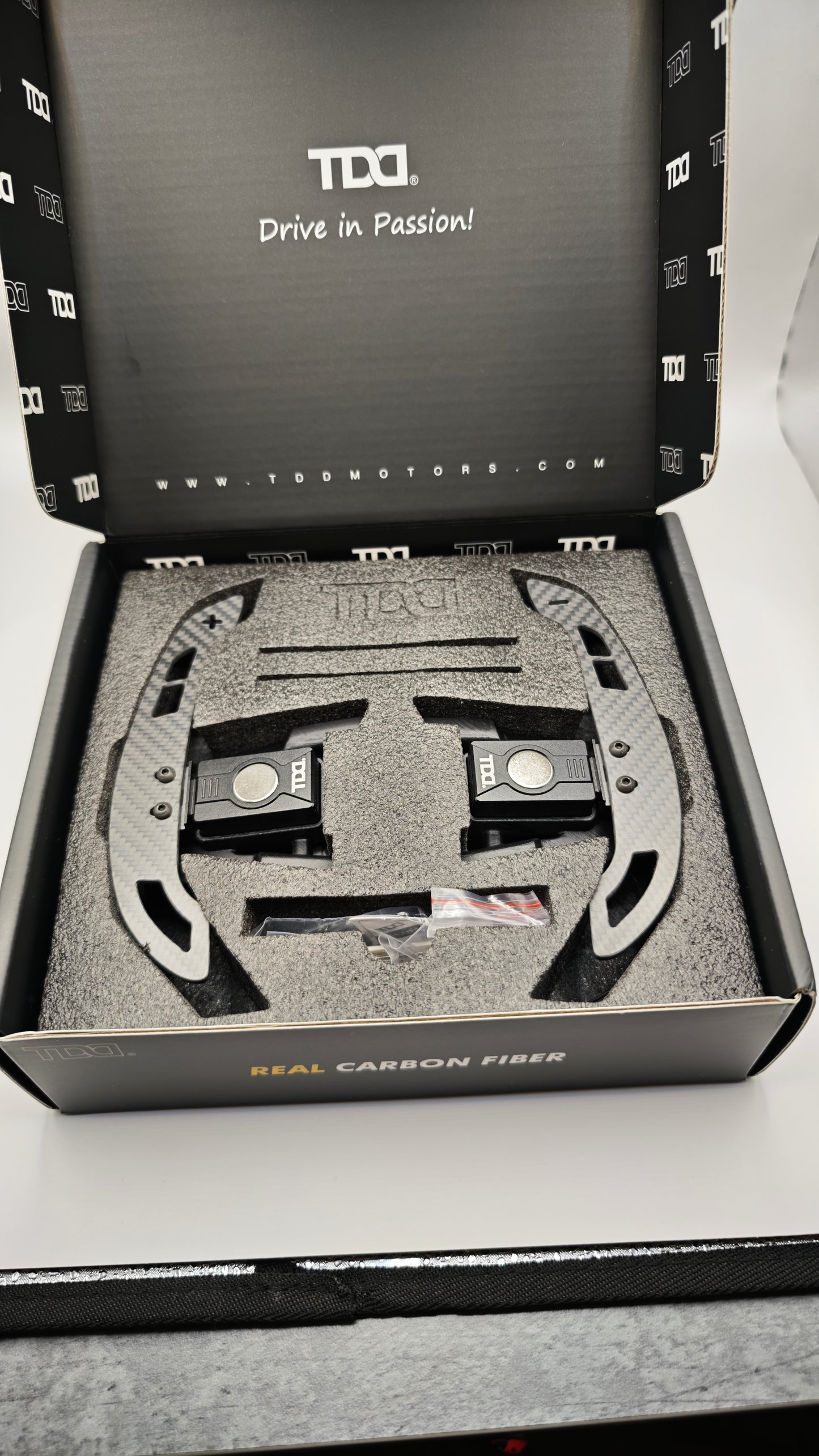 Echt Carbon Magnetic Schaltwippen Paddle Shifters für VW Golf 7 7,5 GTI/R Polo